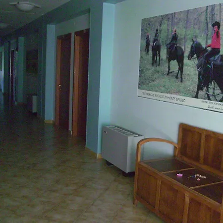 Menta E Rosmarino Hotel Monte SantʼAngelo